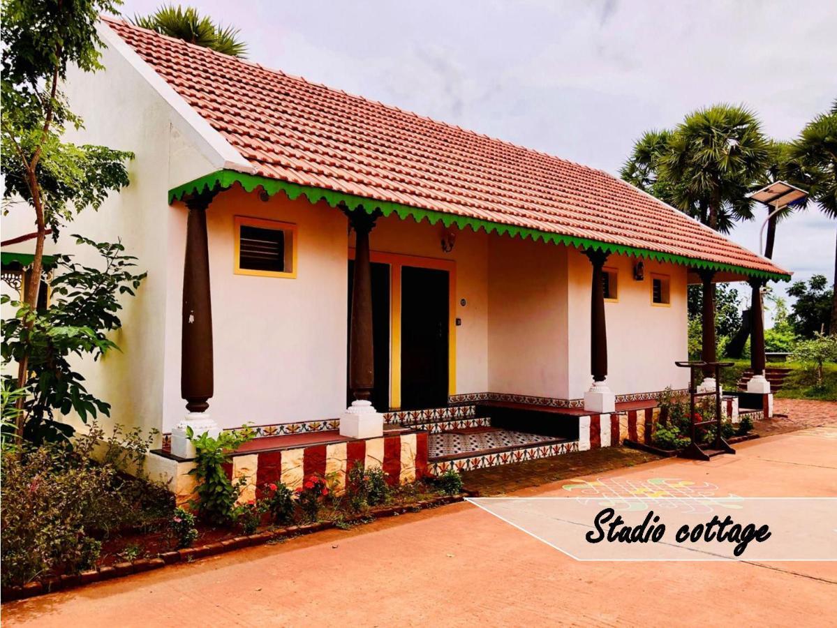 One-Bedroom Cottage,1023033997:JPEG