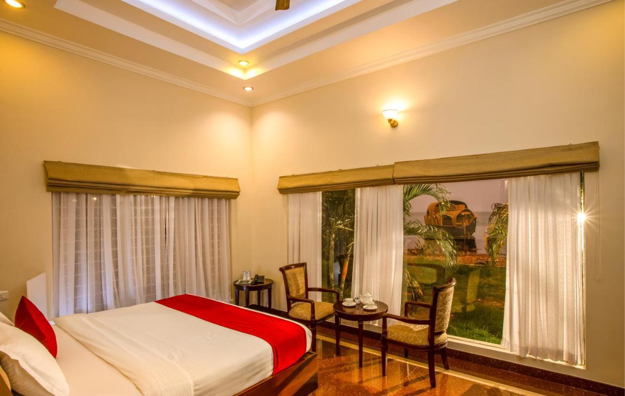 King Room Lake View