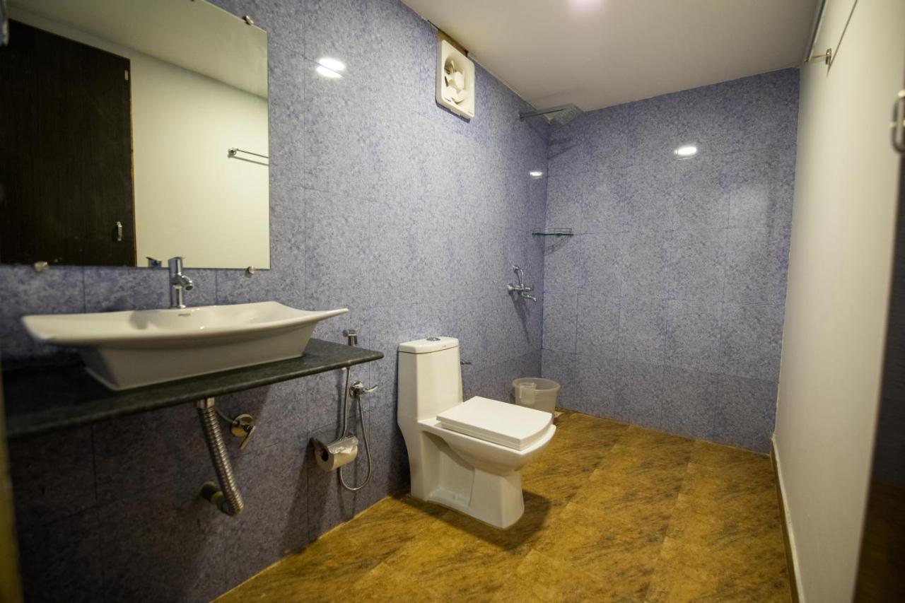 Standard Room with Lawn view,892553662:JPEG