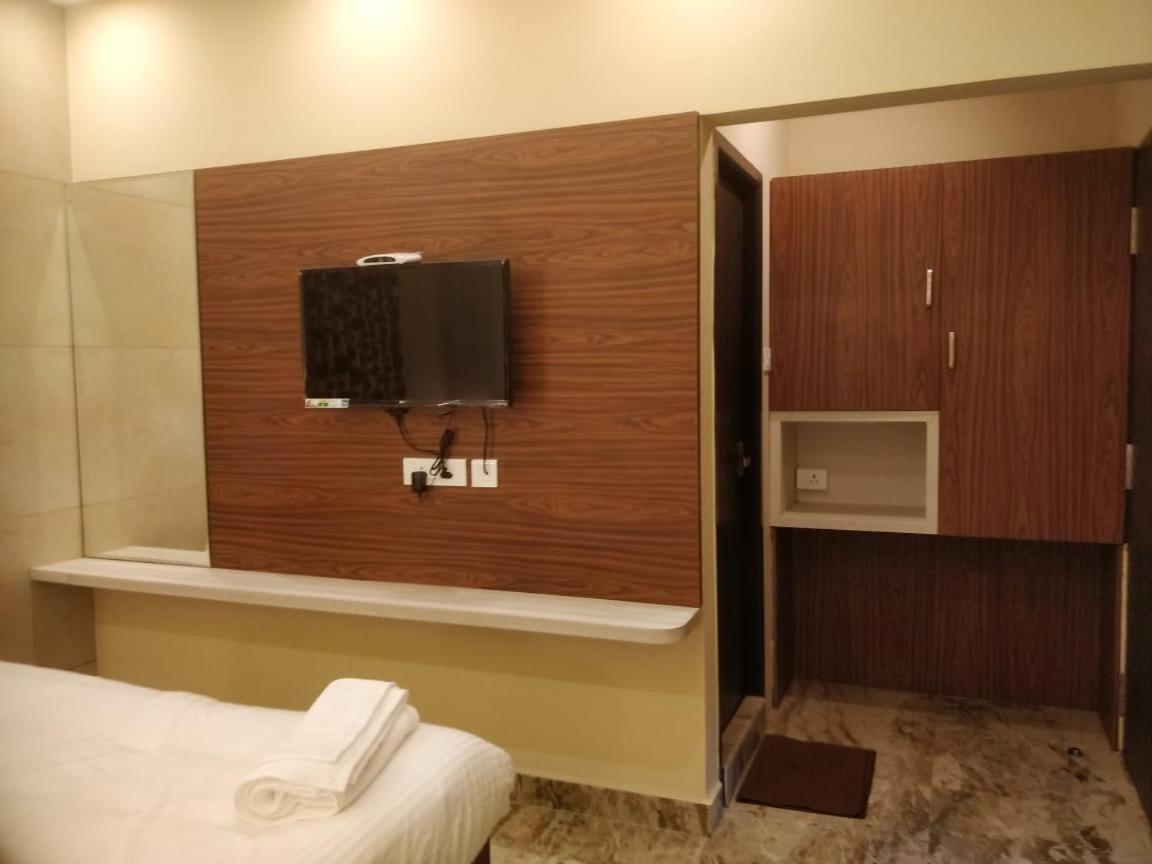 Deluxe Triple Room,1032301175:JPEG