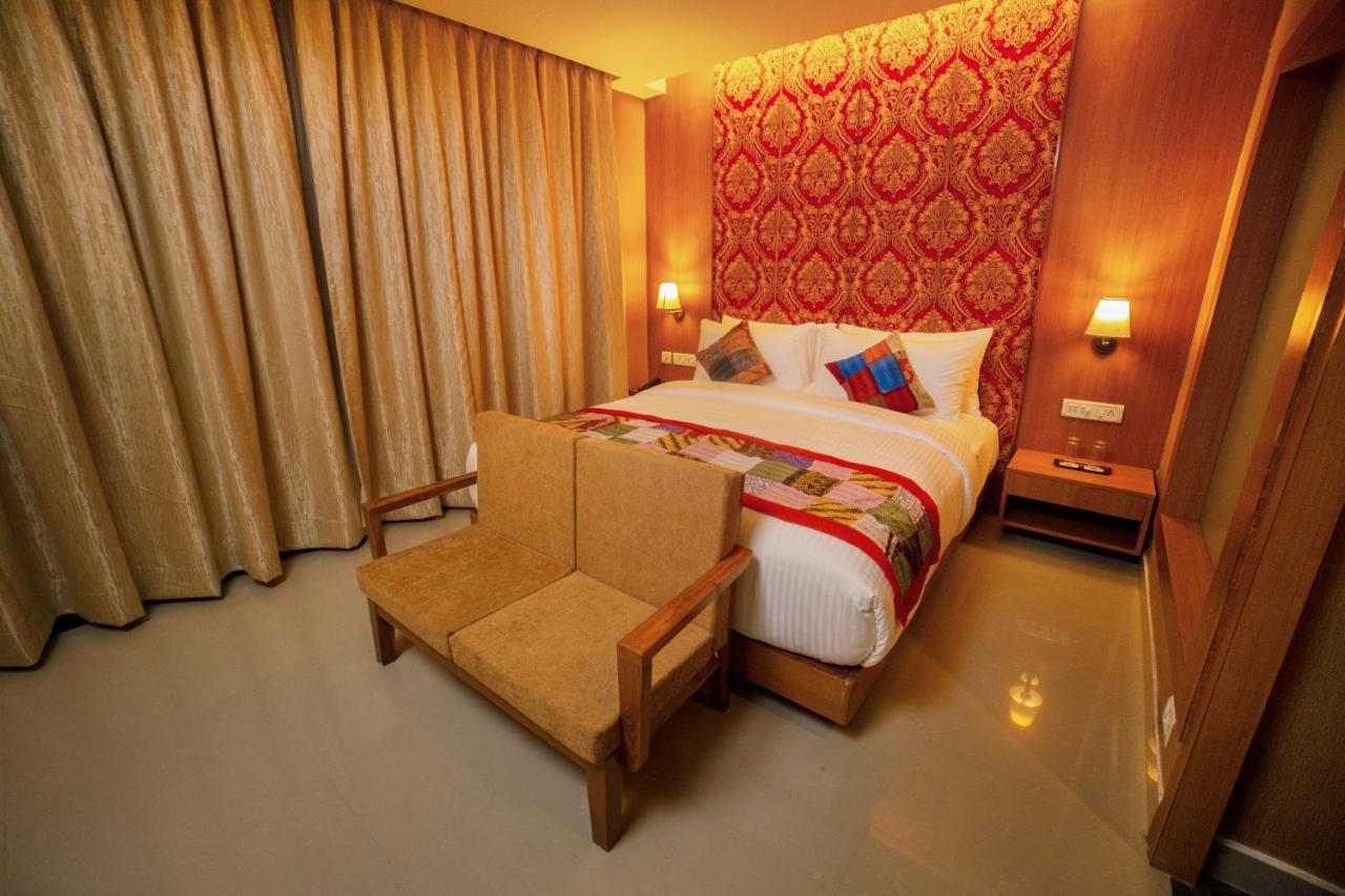 Cabana Premium Private Sit-out Direct Swimming Pool Access on Laundry Services | on Full Body Spa Massage