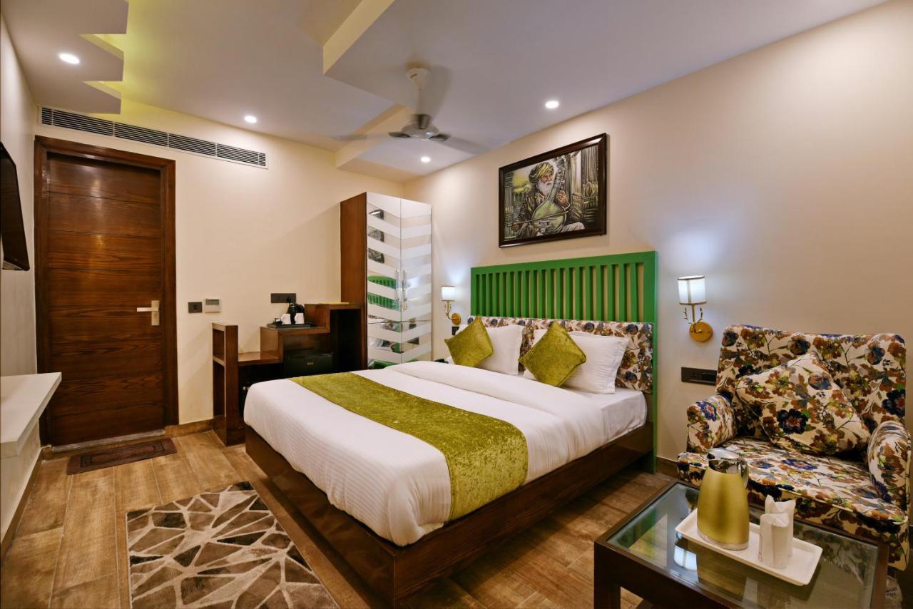 Deluxe Room,1152704697:JPEG