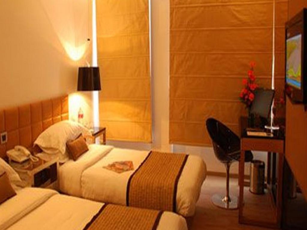 Standard Double Room,118553335:JPEG