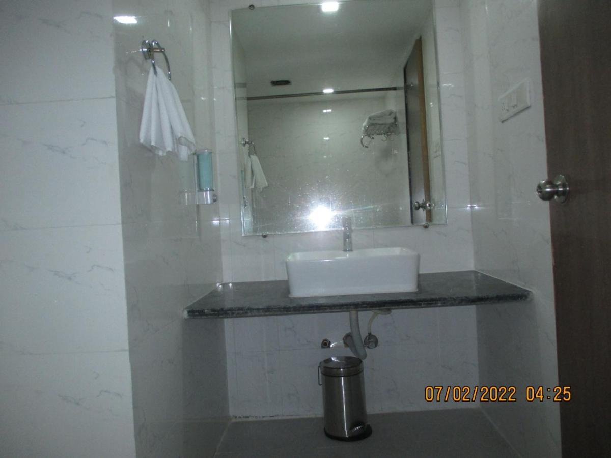 Executive Queen Room with Two Queen Beds,1187604571:JPEG