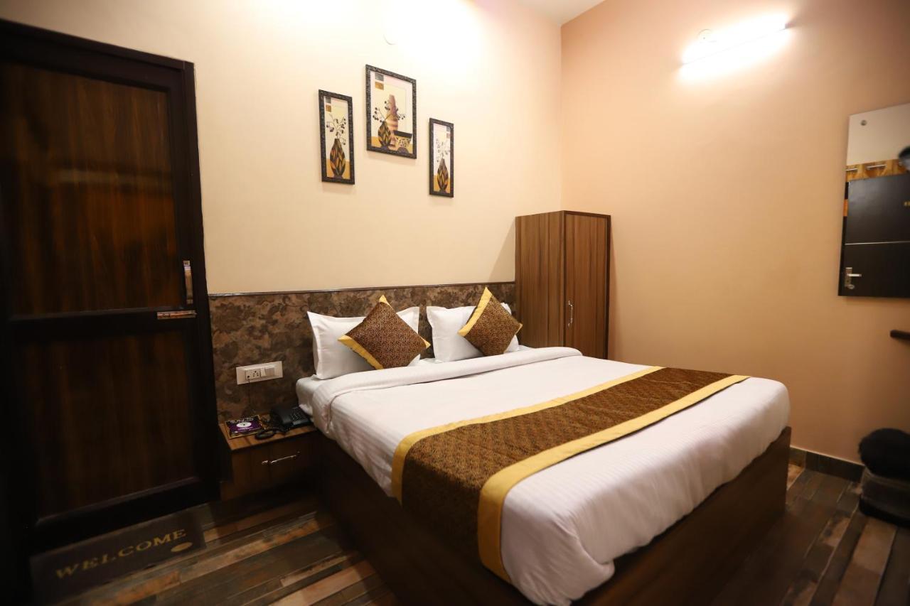 Standard Double Room,1196425918:JPEG