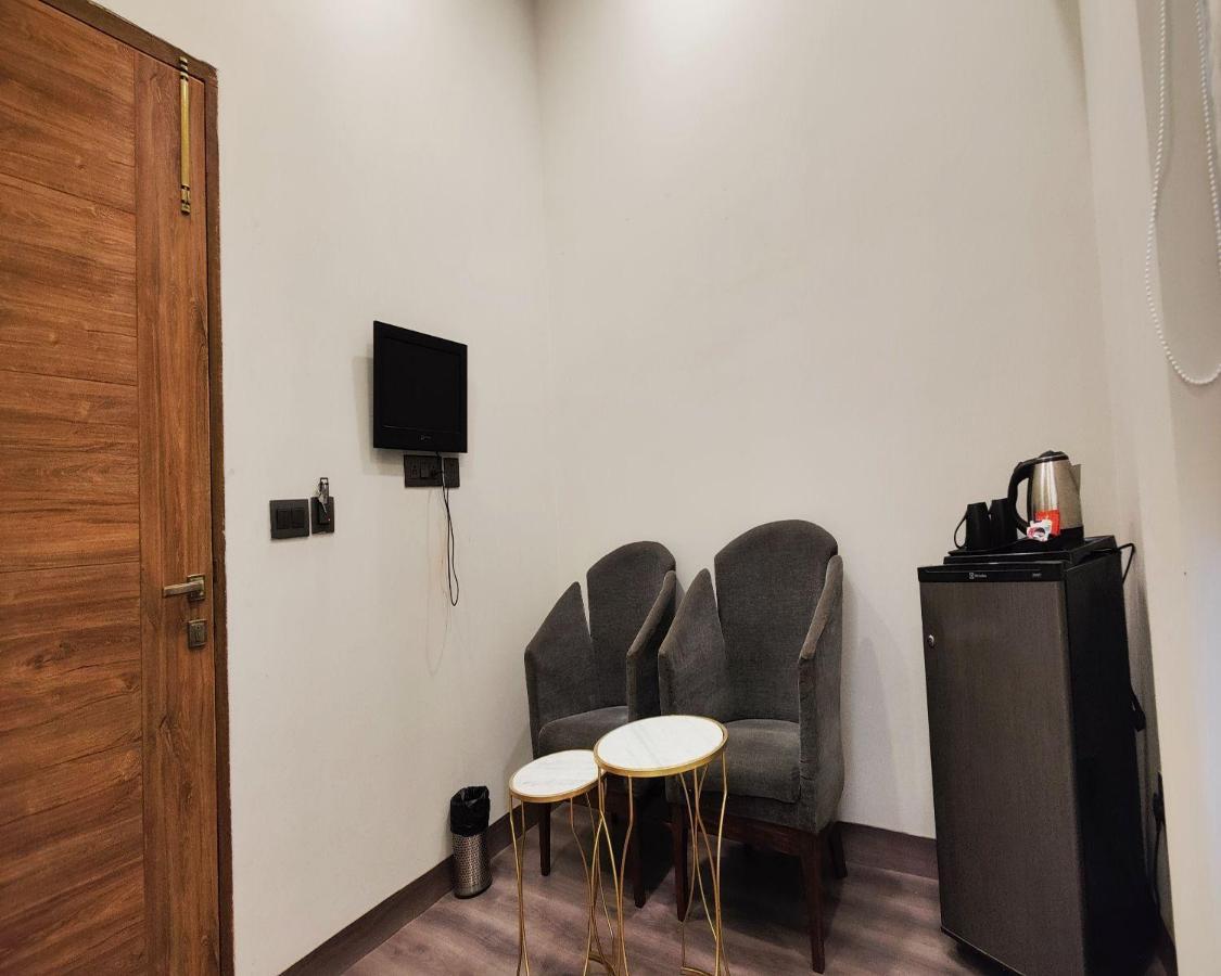 Deluxe Suite