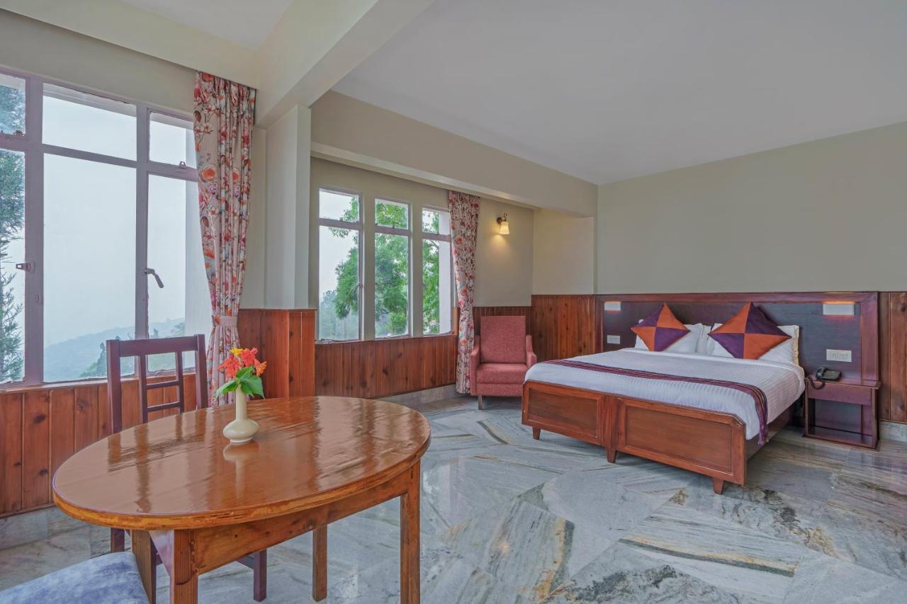 Maharaja Dinajpur Suite