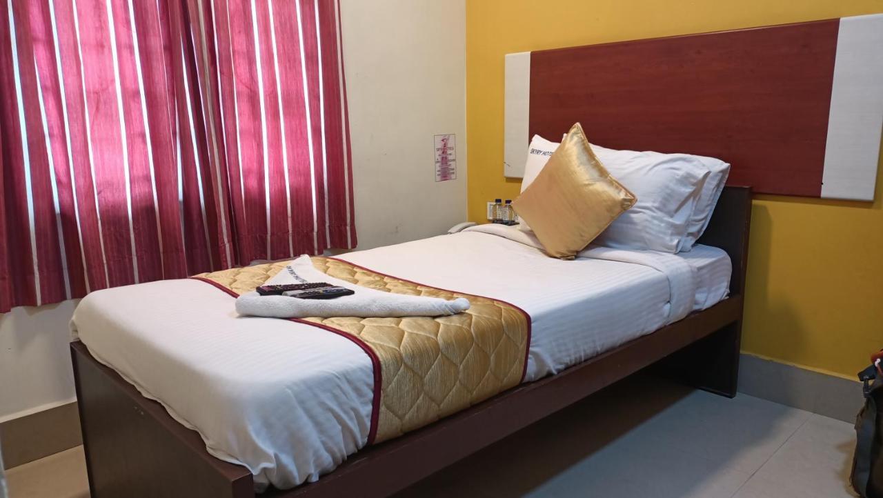 Deluxe Single Room,1265305942:JPEG
