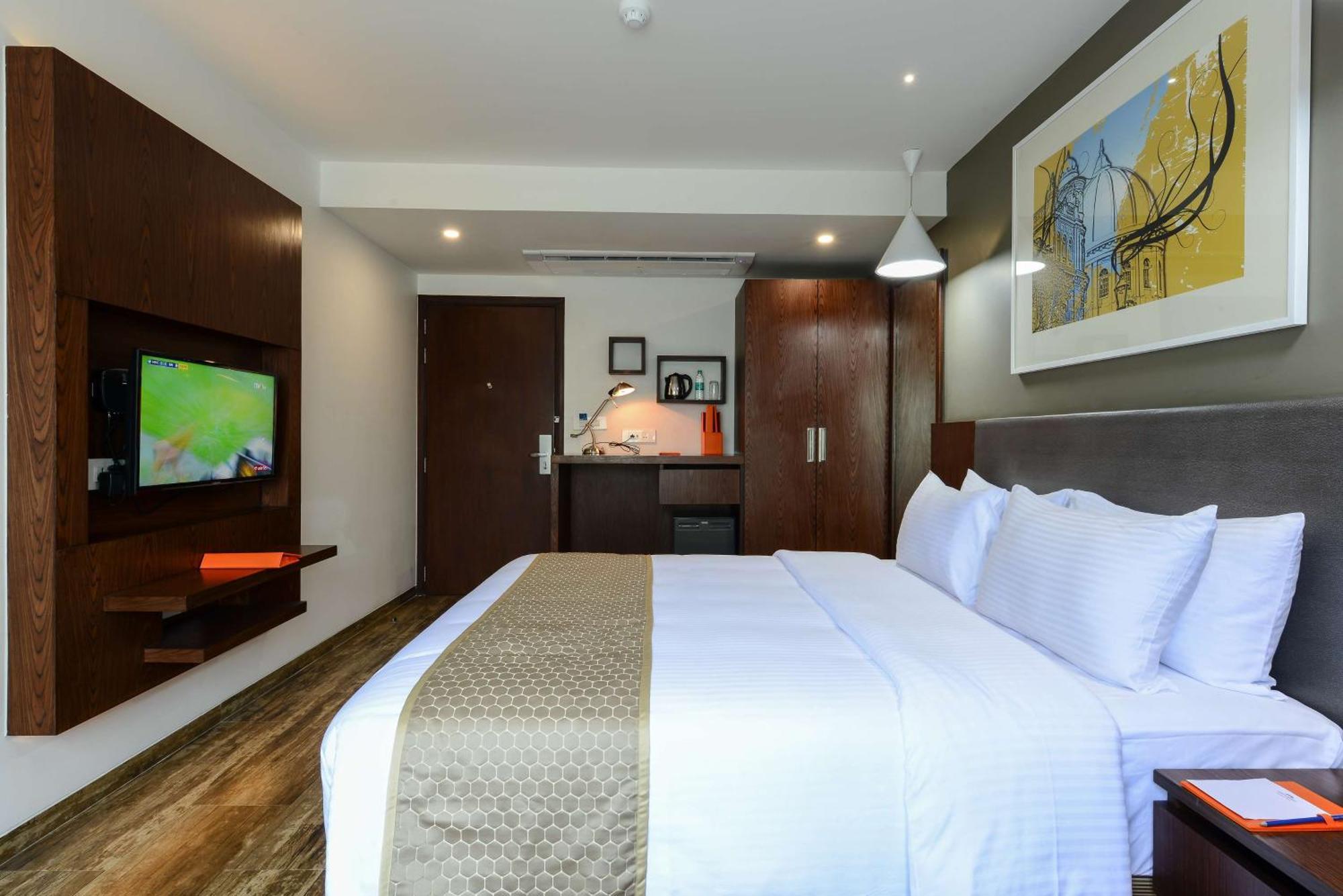 Queen Room on F&B Spa