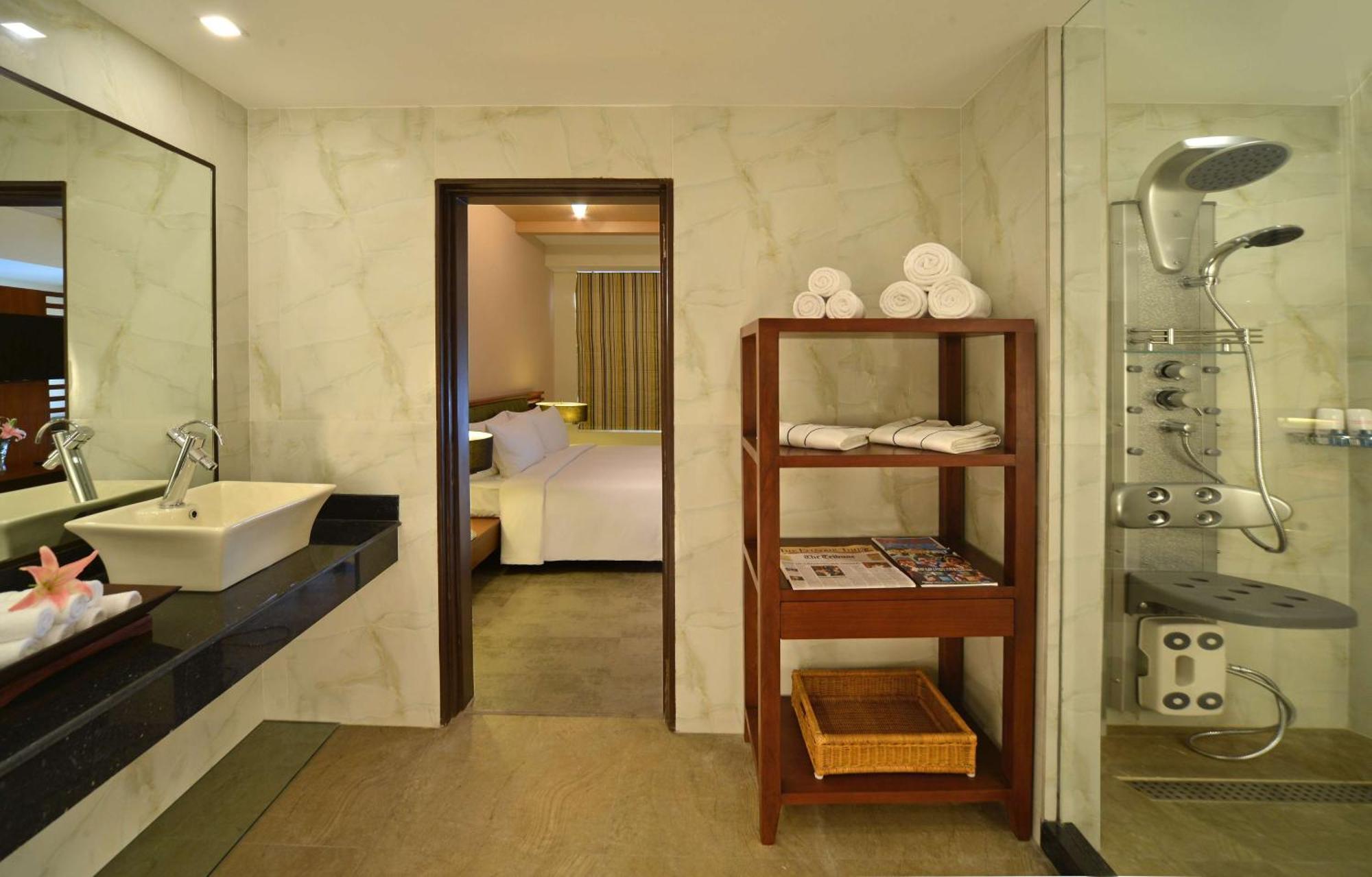 Two Bedroom Suite Buy 2 on house brands from 1600 to 1800 Hrs at RBG Bar on Food & Soft Beverage on Laundry,1722986402:JPEG