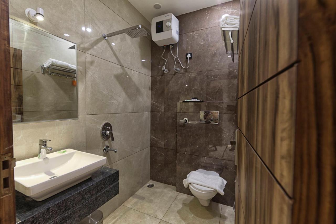 Superior Double Room,1304437426:JPEG