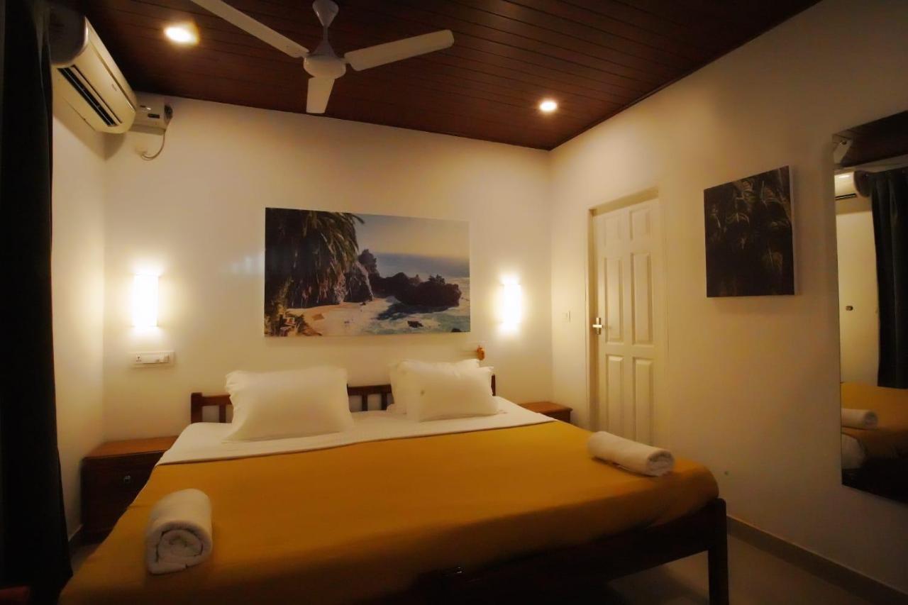 Deluxe Double Room (2 Adults + 1 Child),1296131035:JPEG