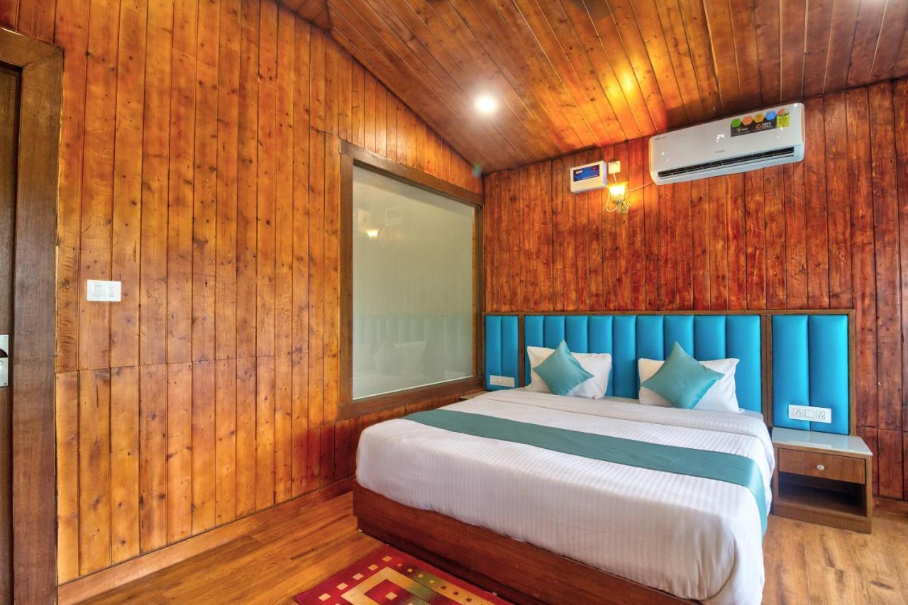 Superior King Suite