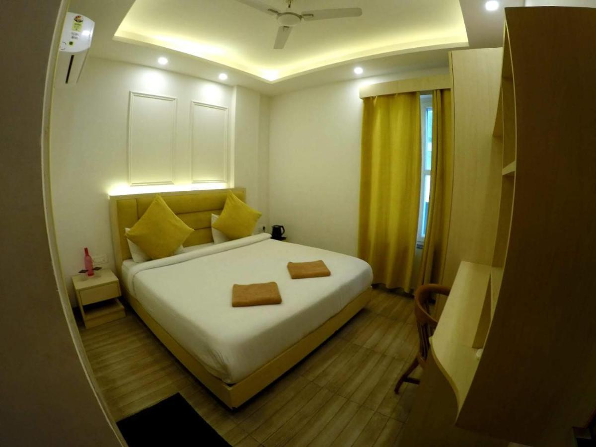 Deluxe Room,1328217404:JPEG