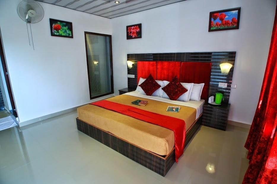 Deluxe Double or Twin Room with Balcony