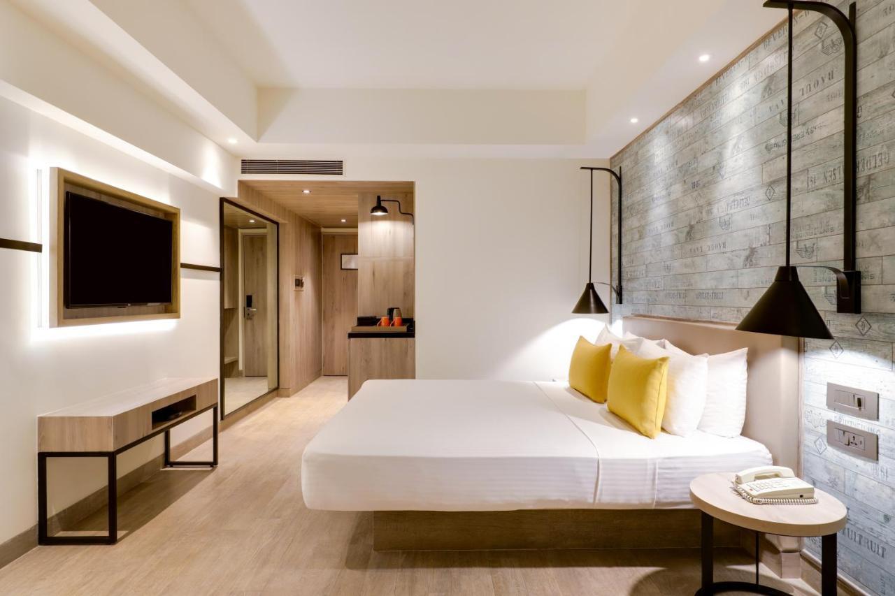 Premier Room