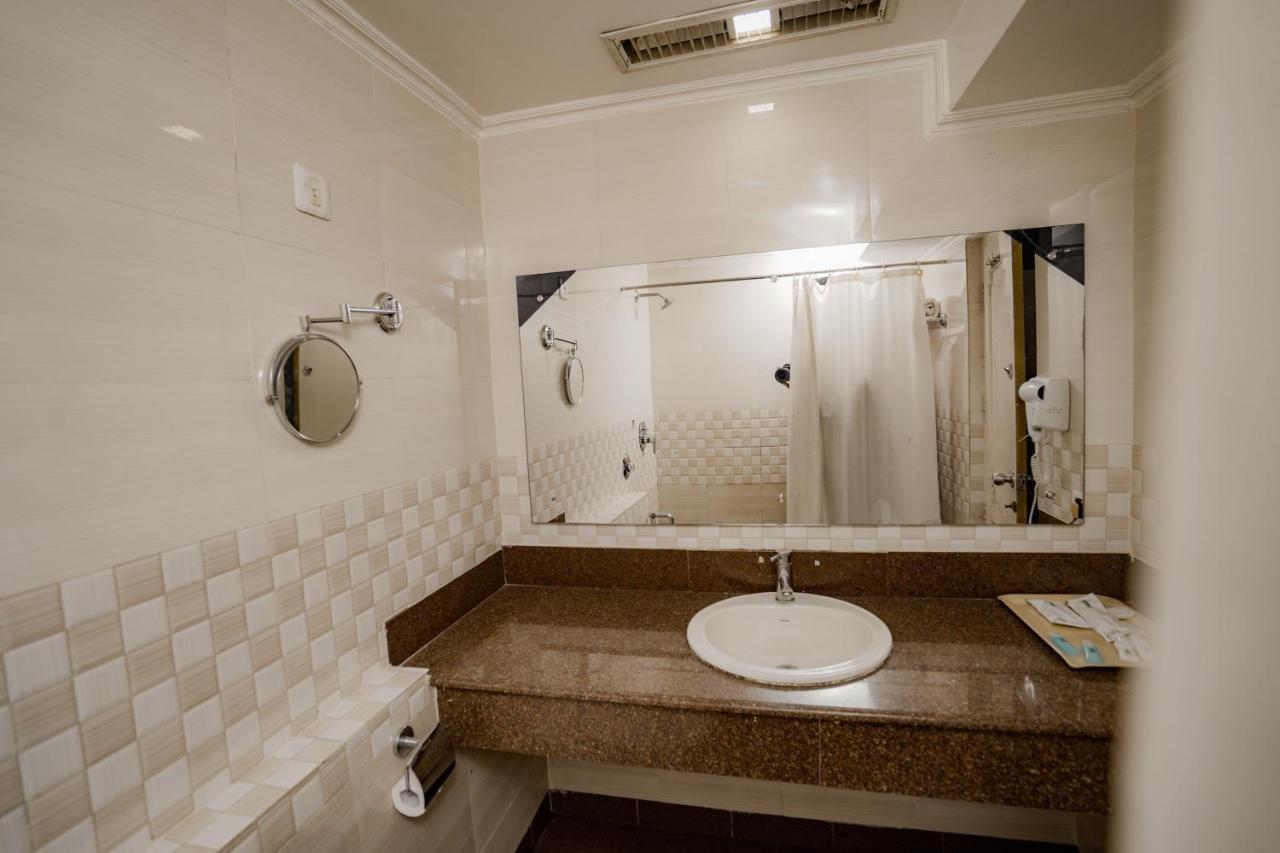 Executive Deluxe Double Room,1652779937:JPEG