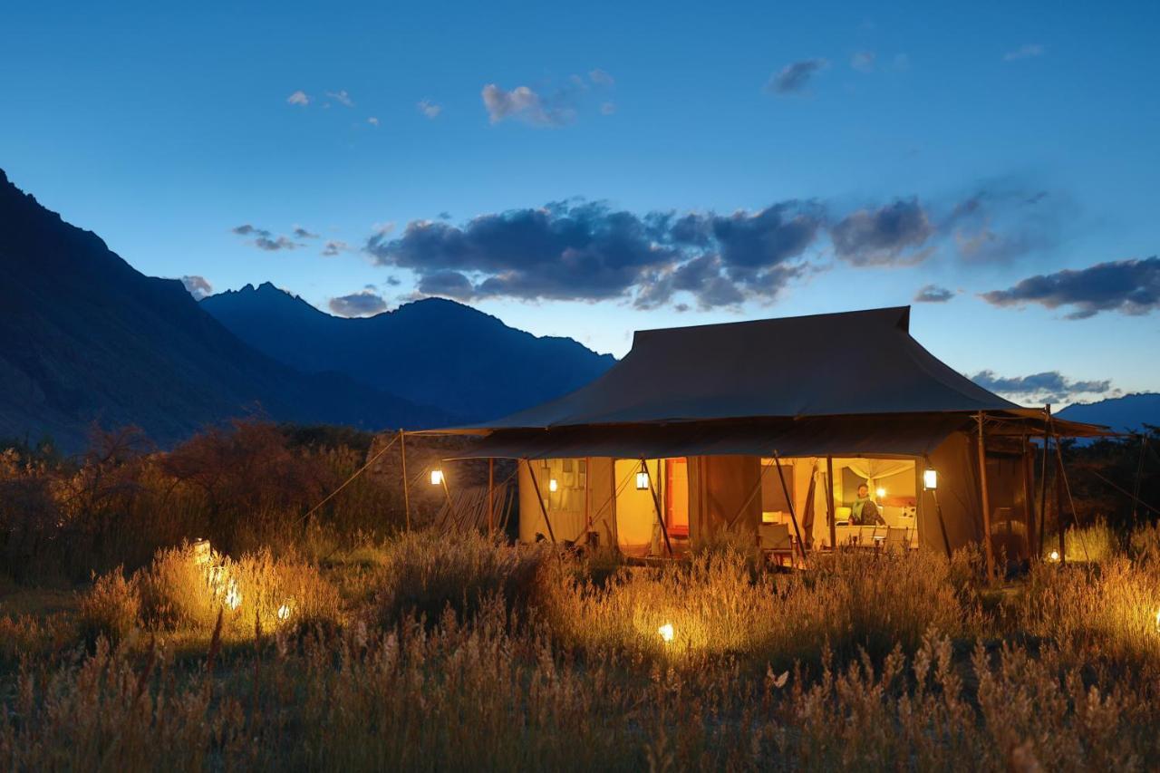 Suite with Mountain View,1374255032:JPEG
