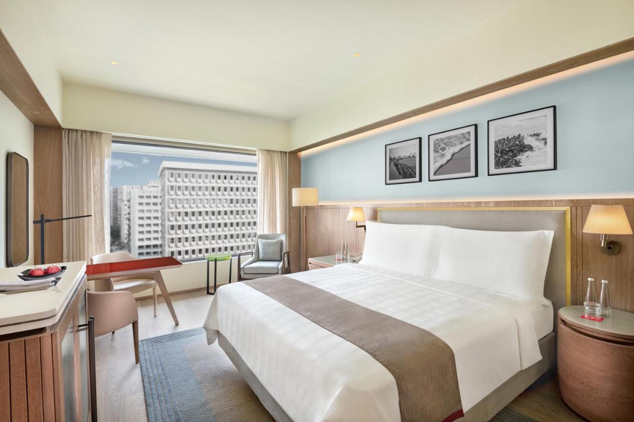 Executive Room,1309785259:JPEG