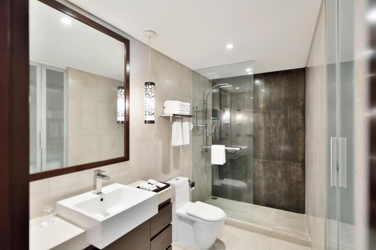 Studio Suite Balcony Kitchenette