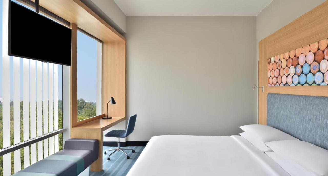 1 King Bed, City View, Aloft Room:  20% discount on F&B and SPA,1421035509:JPEG