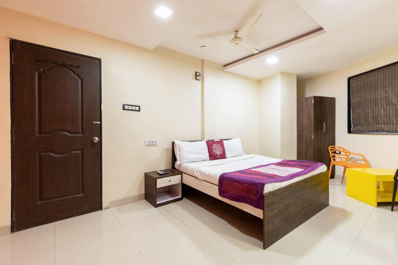 Deluxe Double Room,1466789273:JPEG