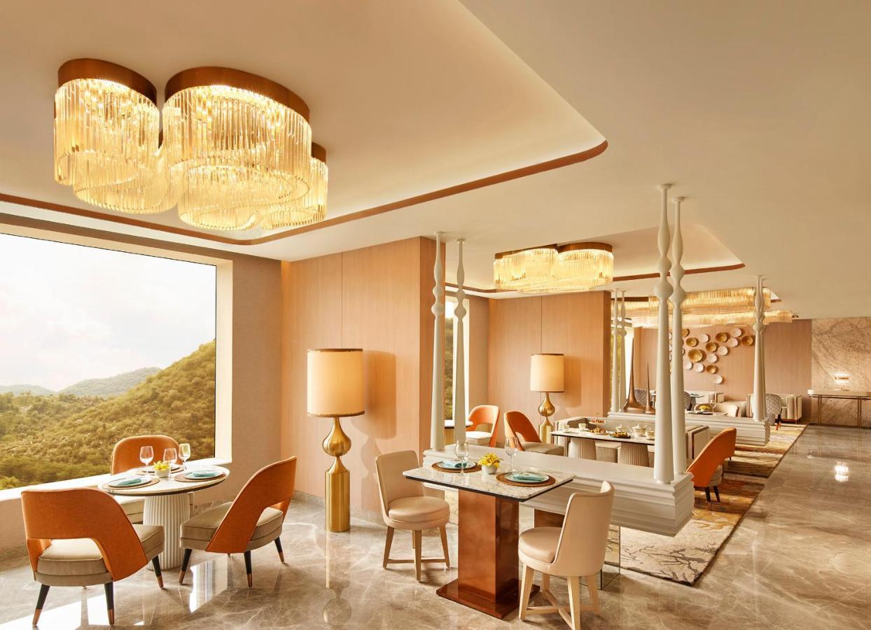 Grand Luxury Suite,1480176263:JPEG