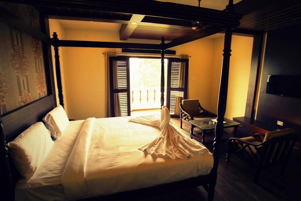 Deluxe Room,1487416363:JPEG