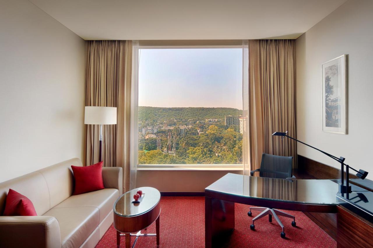 King Room Mountain View