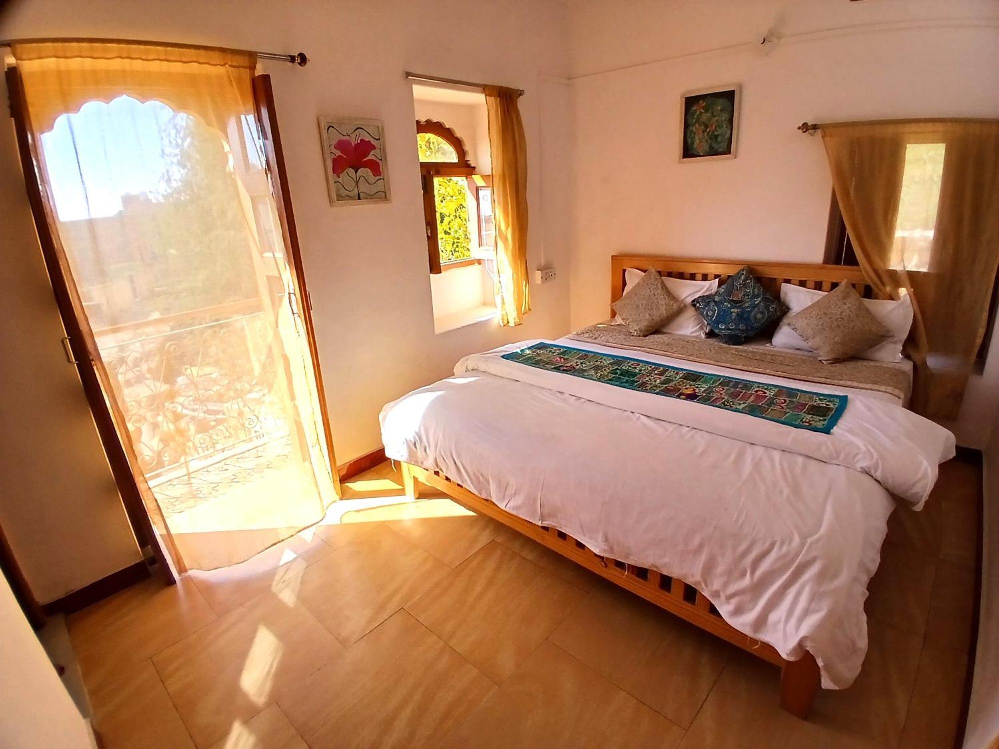 Deluxe Double Room with Balcony