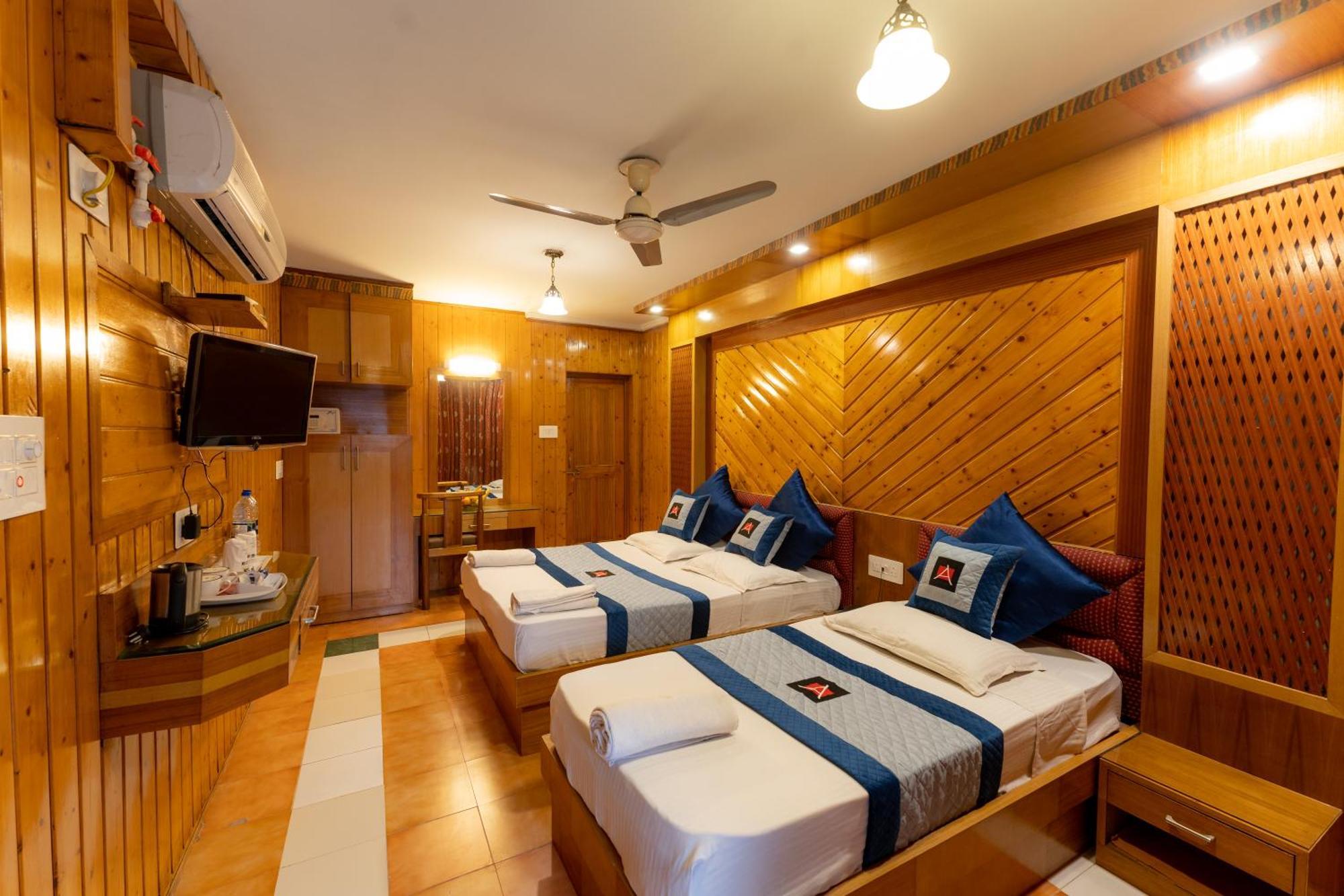 Deluxe Triple Room