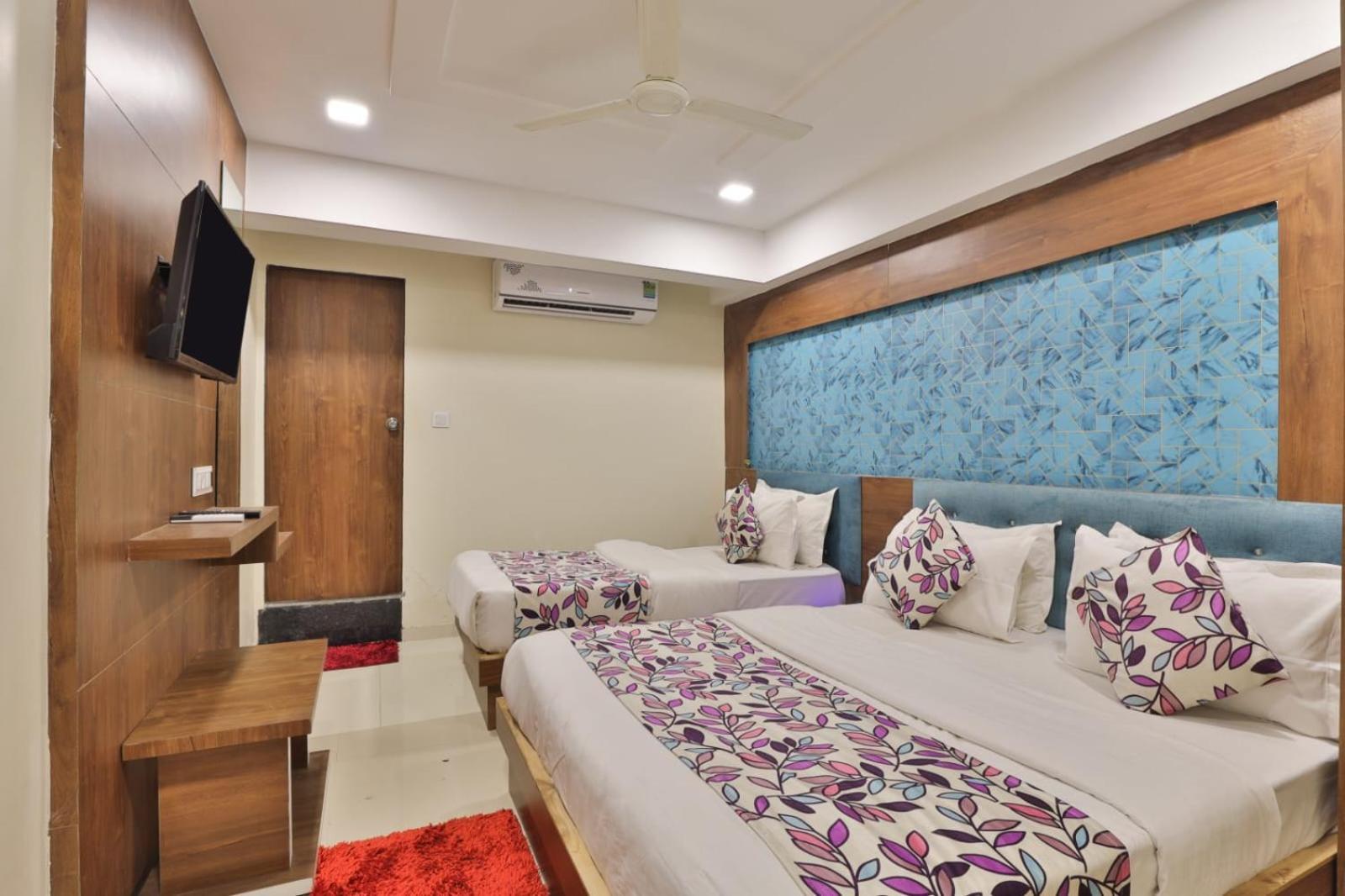 Double Room Private Bathroom