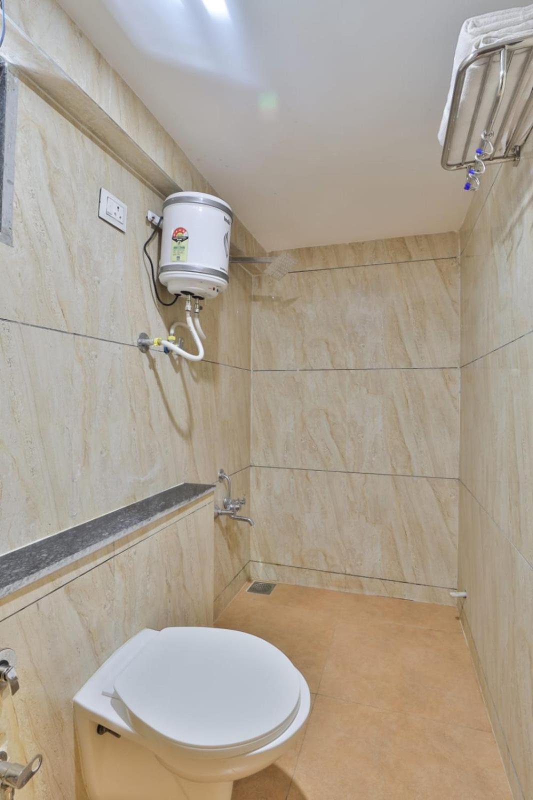Double Room Private Bathroom