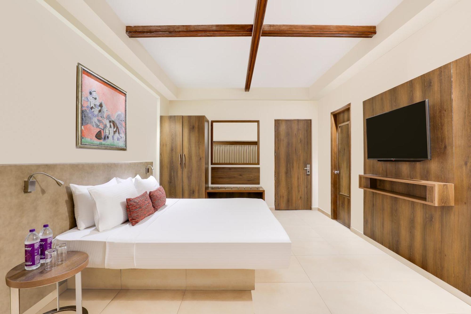 Superior Double Room2 pints of beer on arrival each rooms booked on F&B