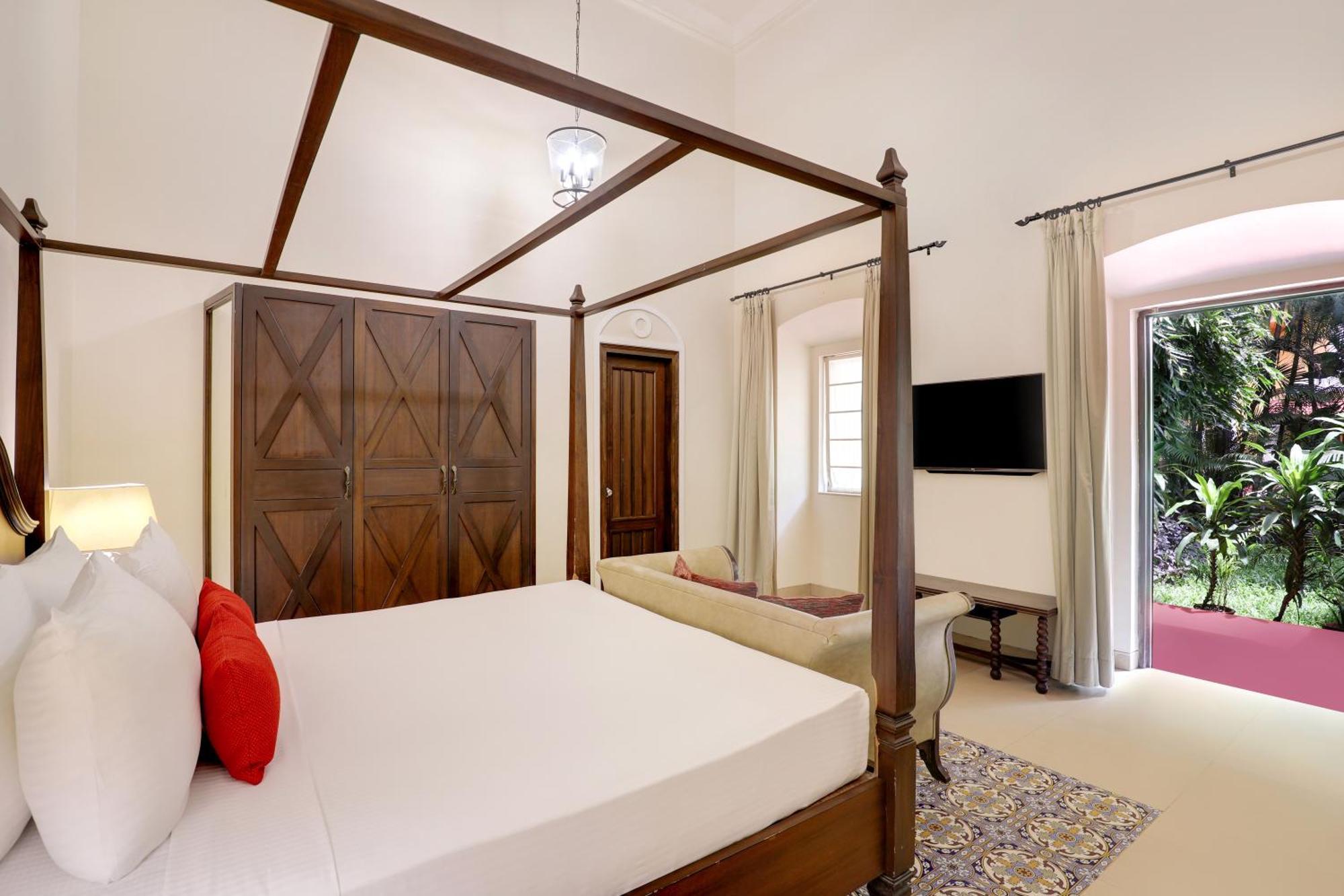 Heritage Double Room2 pints of beer on arrival each rooms booked