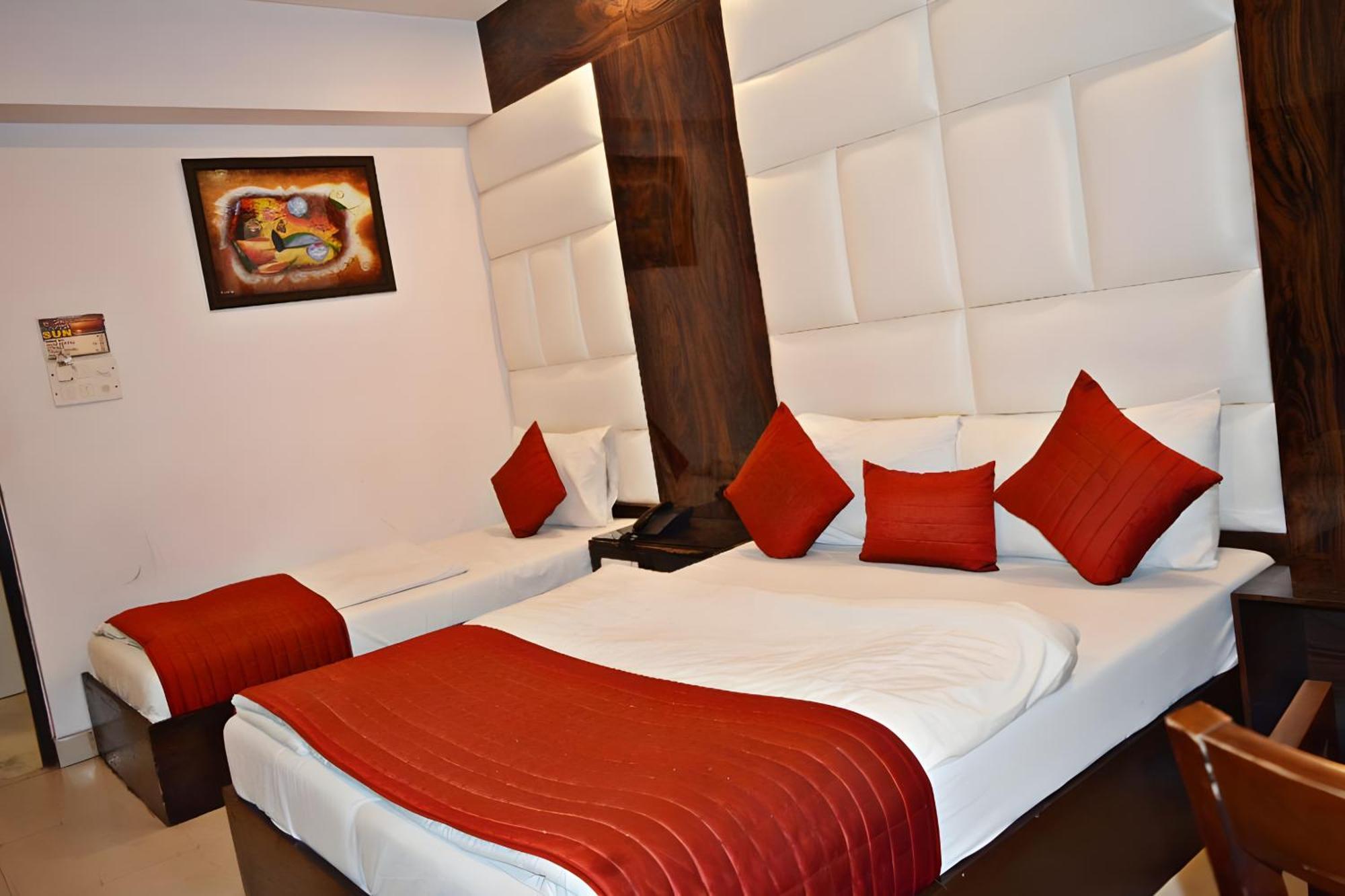 Comfort Triple Room