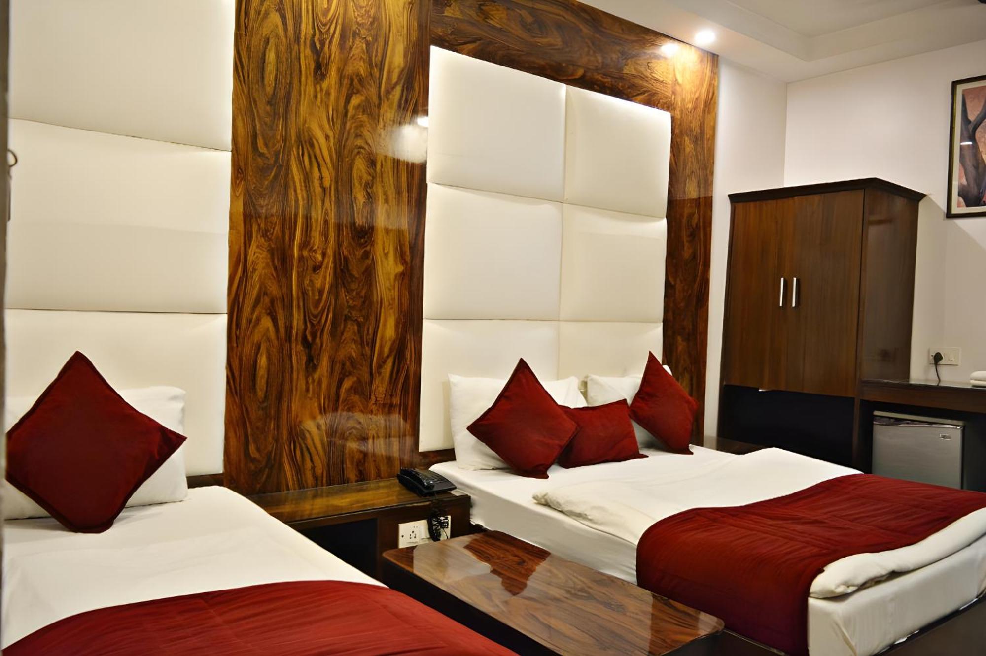 Comfort Triple Room