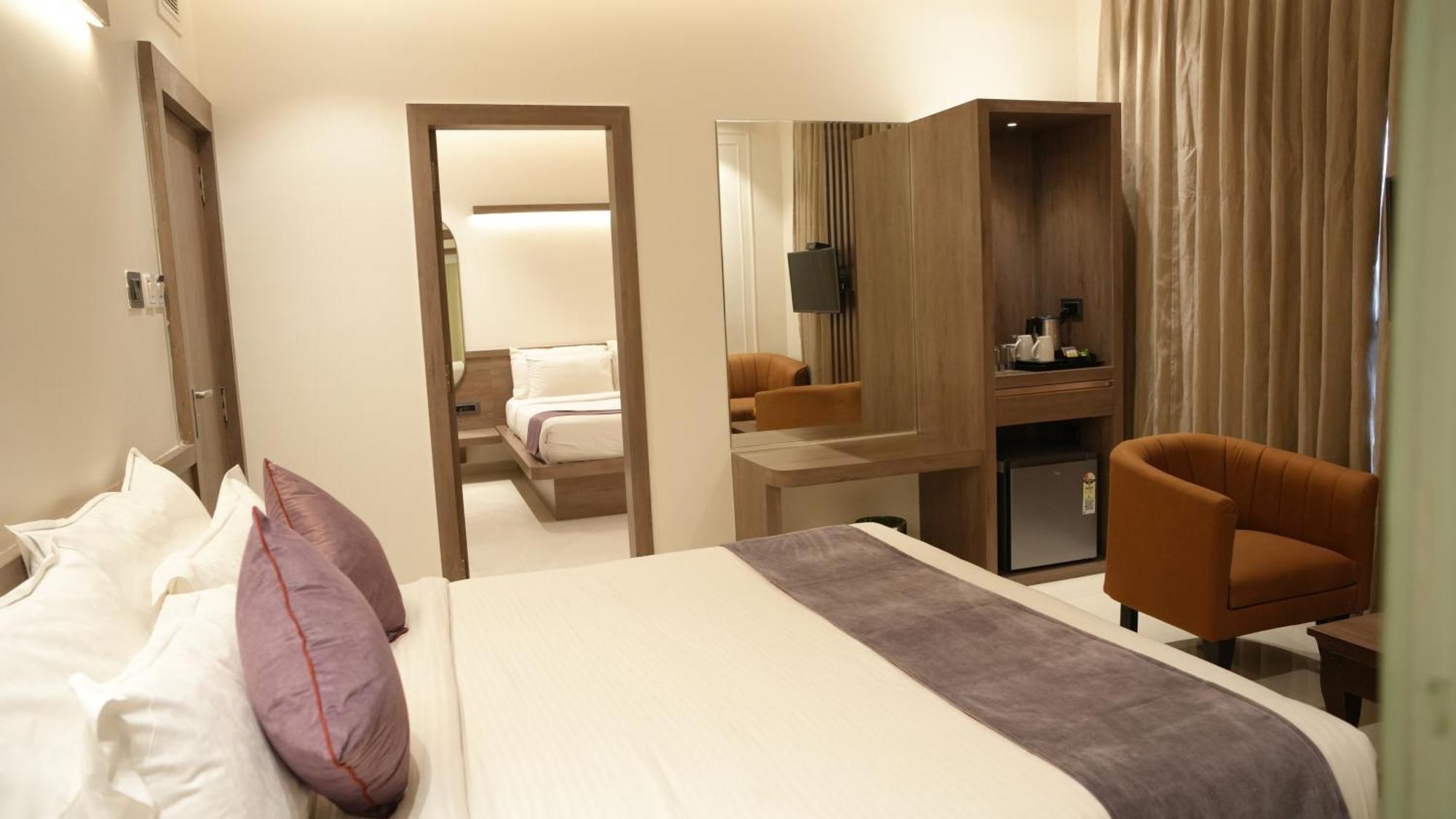 Family Room - Complimentary shuttle pickup and drop to Sai Baba Temple,1540984498:JPEG