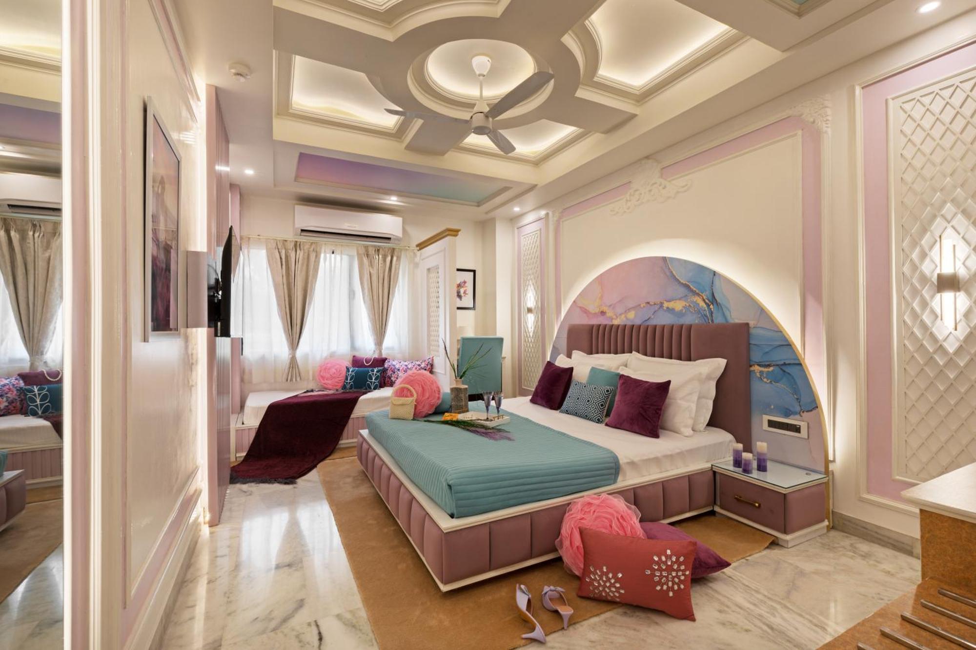 Lavender Theme Neo modern Room with Designer Bed and Extra Day Bed: Enjoy 10% off on F&B, 10% off on Spa, Complimentary Hi-Tea,Welcome Drink on arrival and Signature Activities & Experiences,1546641778:JPEG