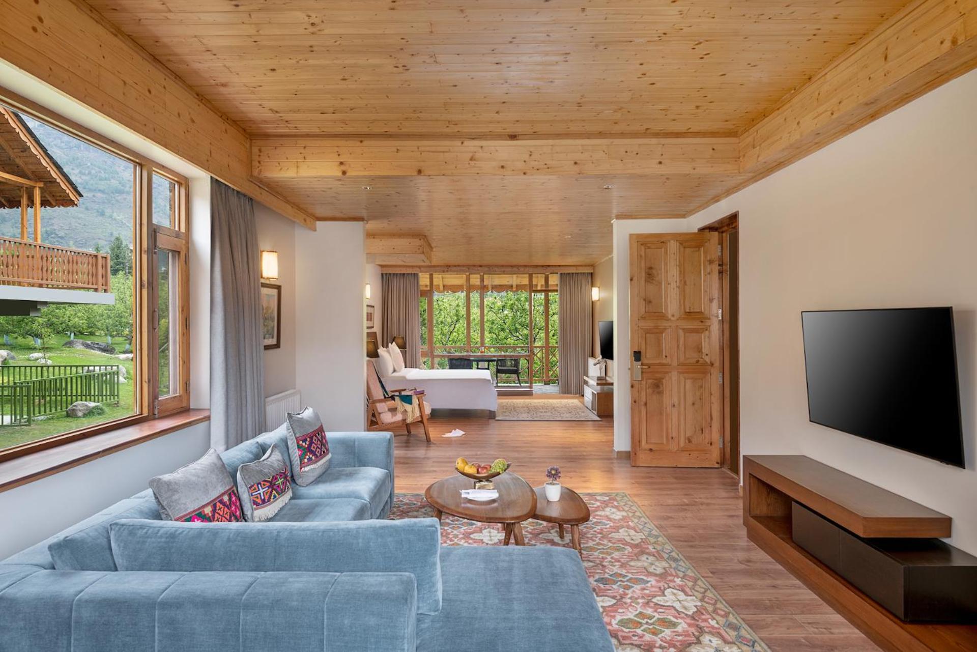 Deluxe Suite