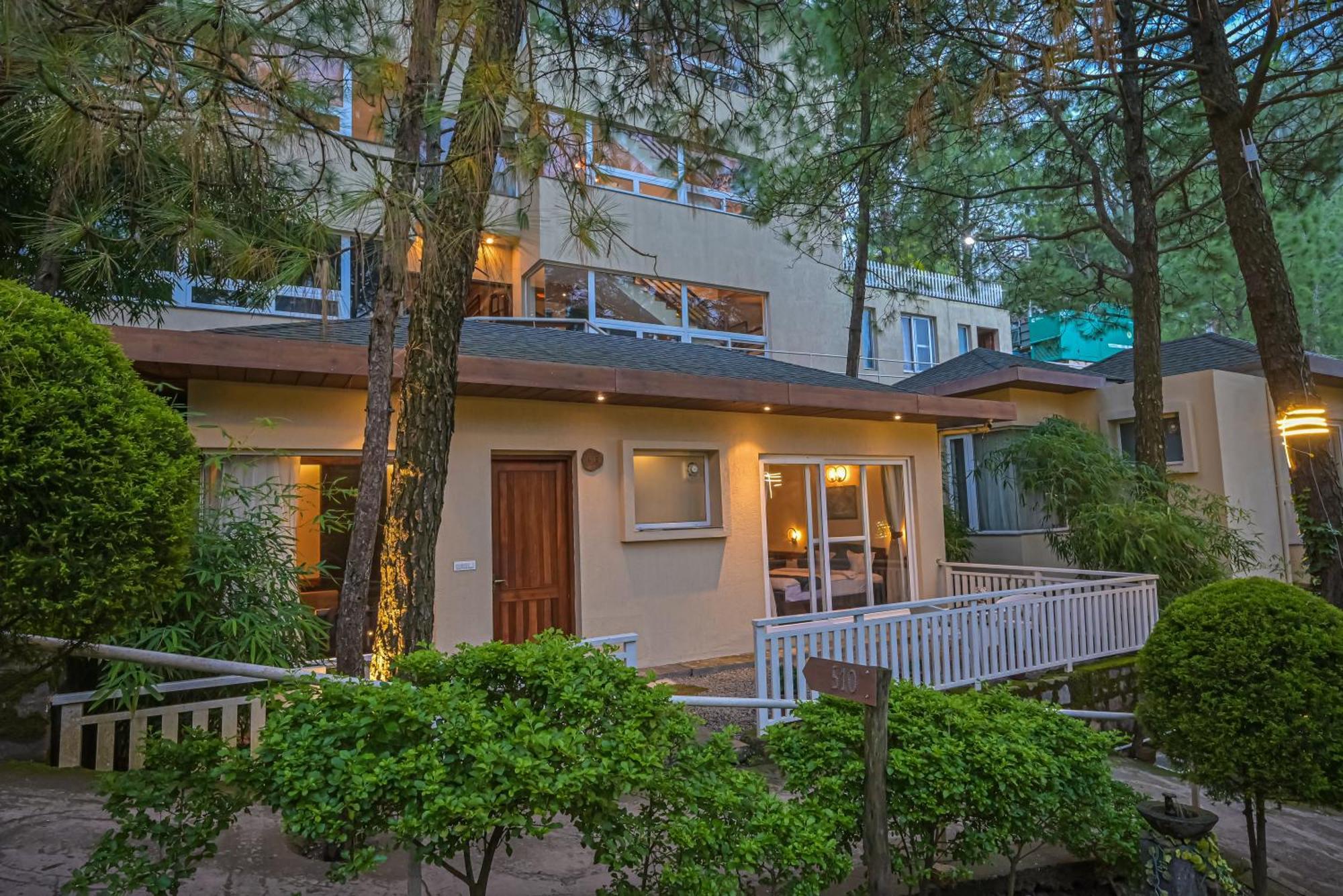 Premium Cottage with Garden View