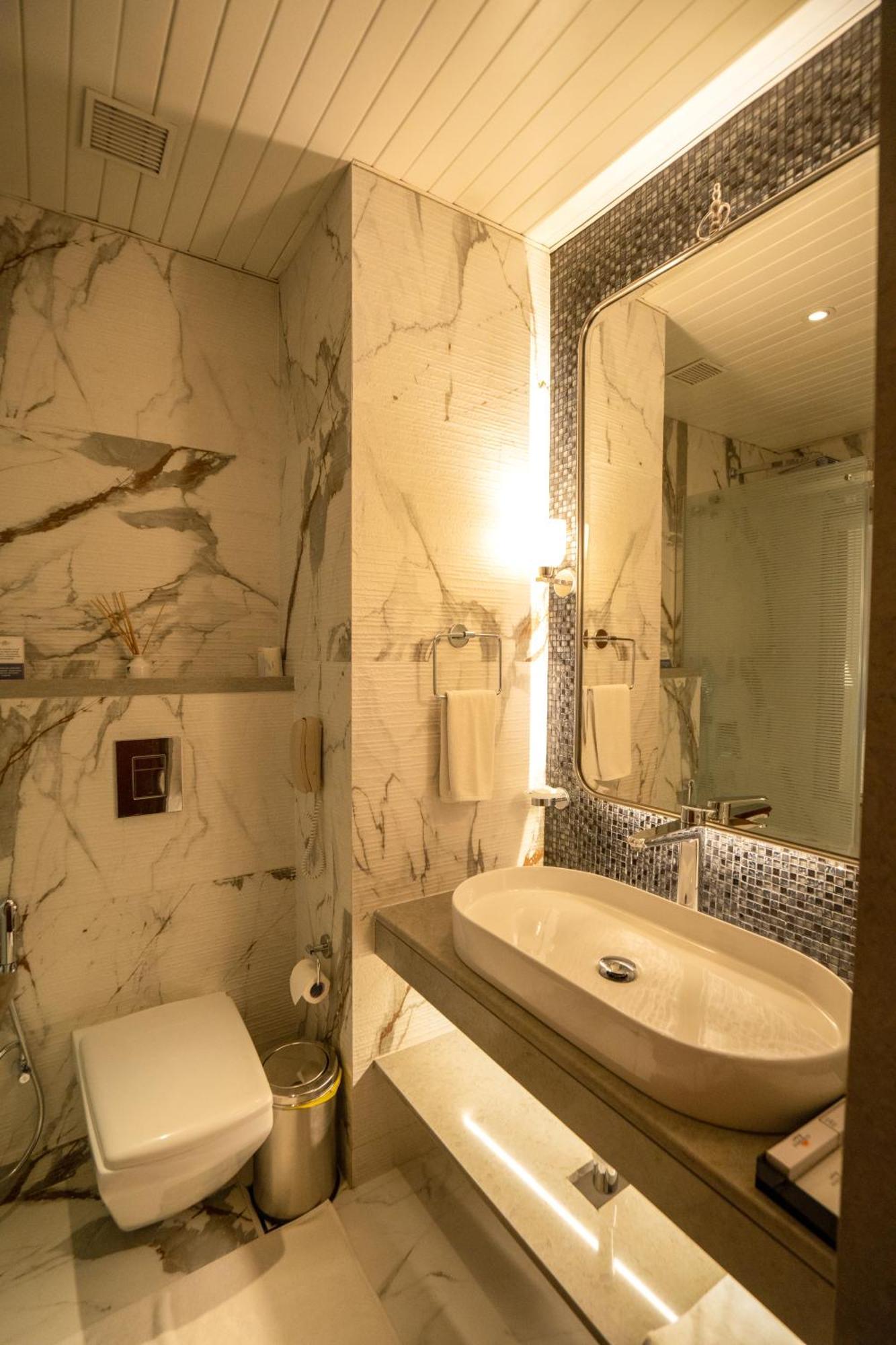 Rainforest Rooms,1549211077:JPEG