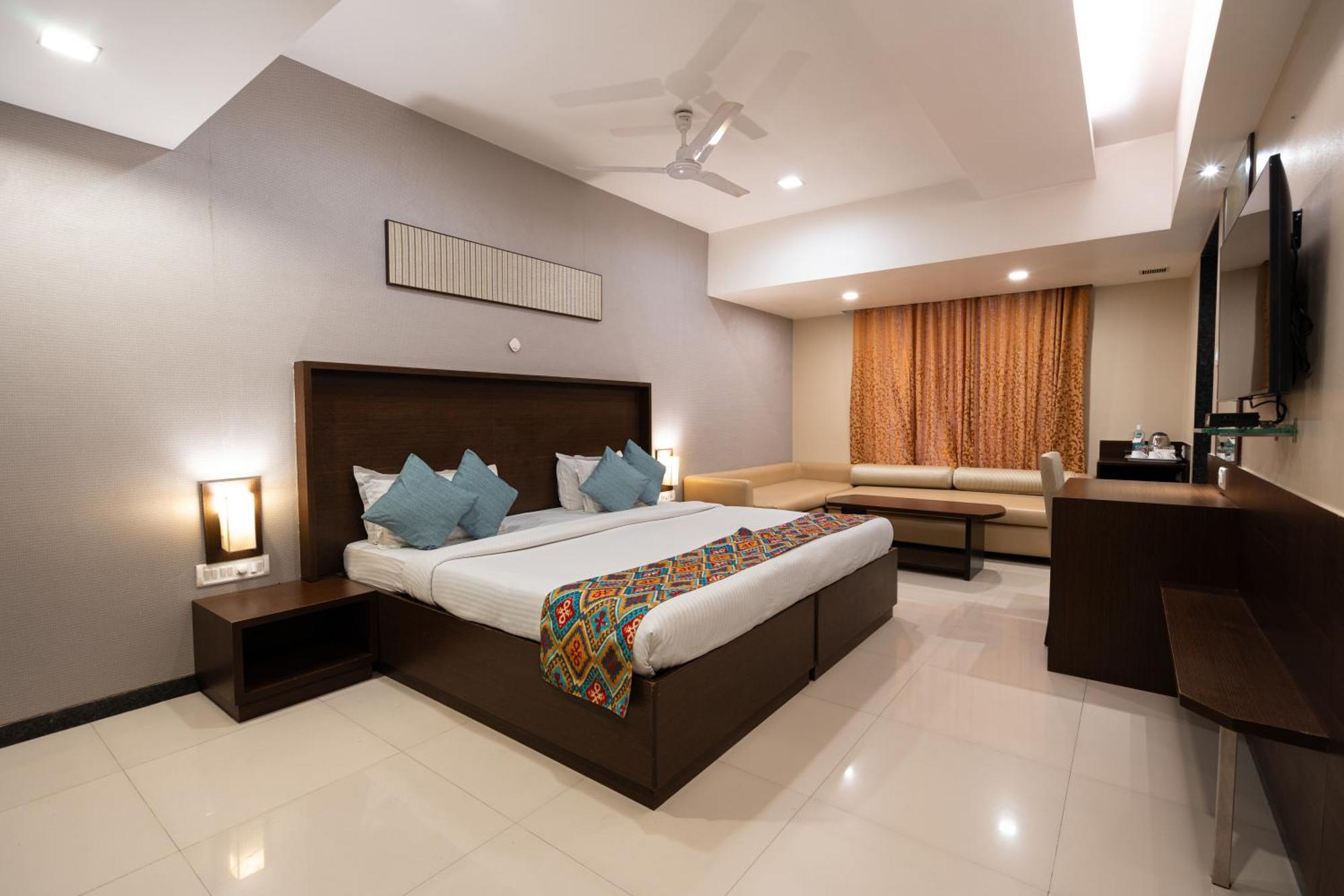Superior Triple Room