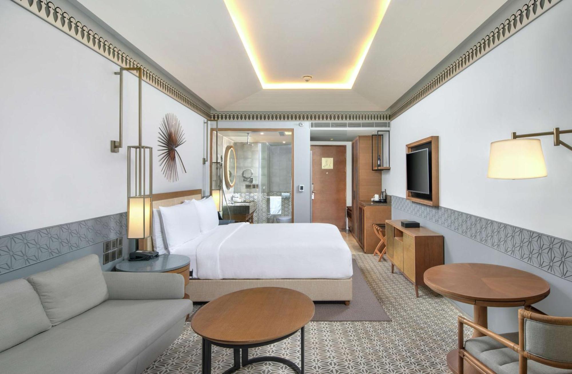 King Deluxe Room Forest View Balcony