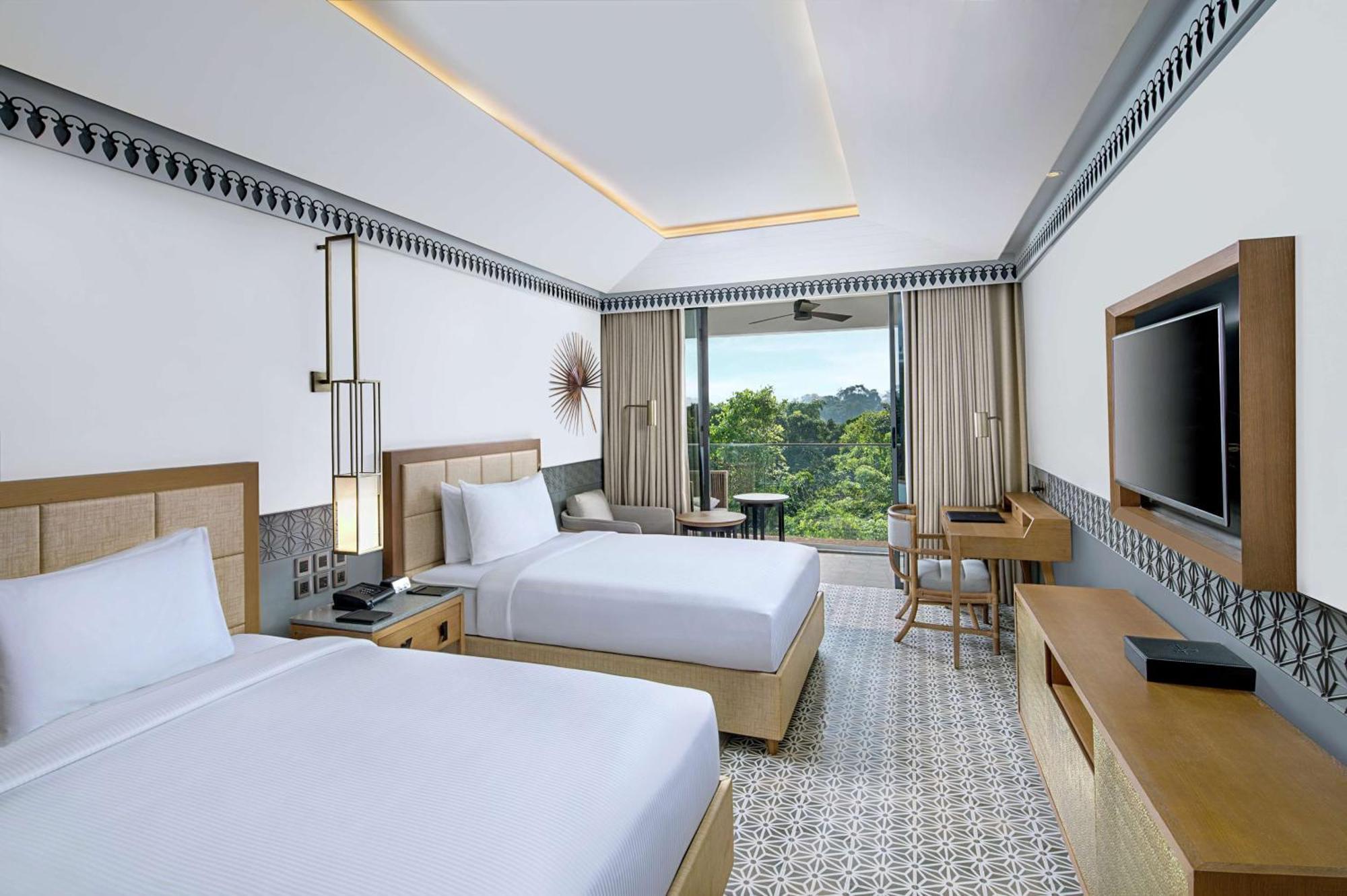 Twin Deluxe Room Forest View Balcony