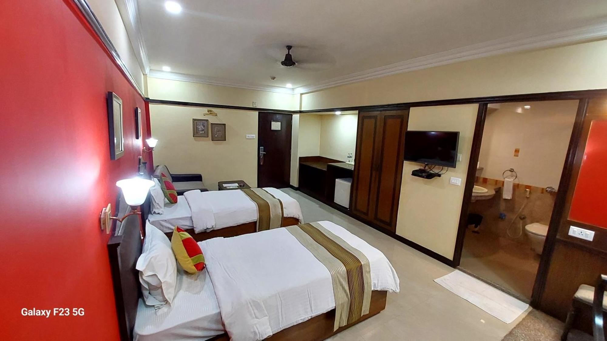 Deluxe Single Room