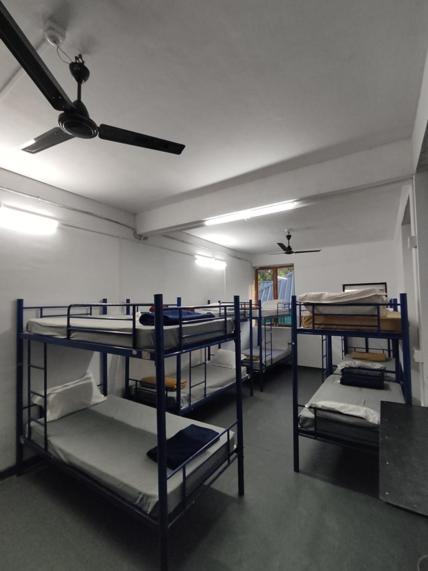 10-Bed Mixed Dormitory Room