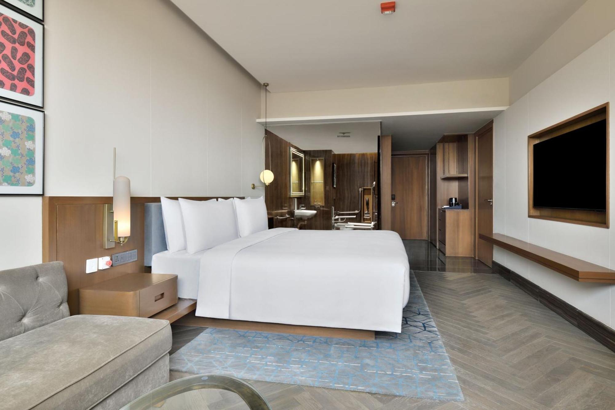 Premium King Larger Guest room 1 King X Complimentary Golden Temple transfers