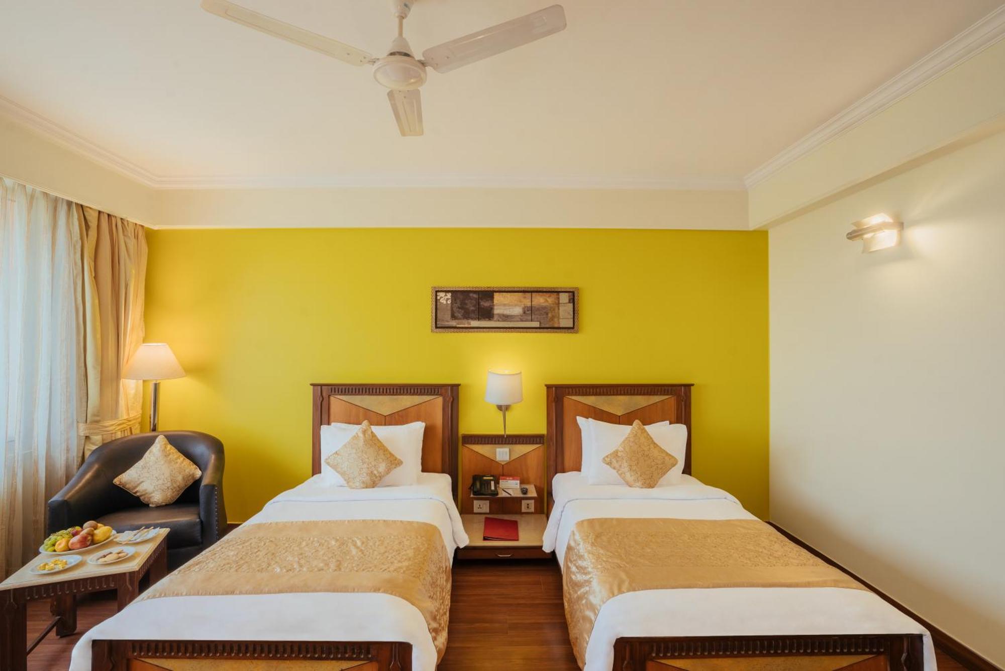 Executive Twin Room complimentary center access