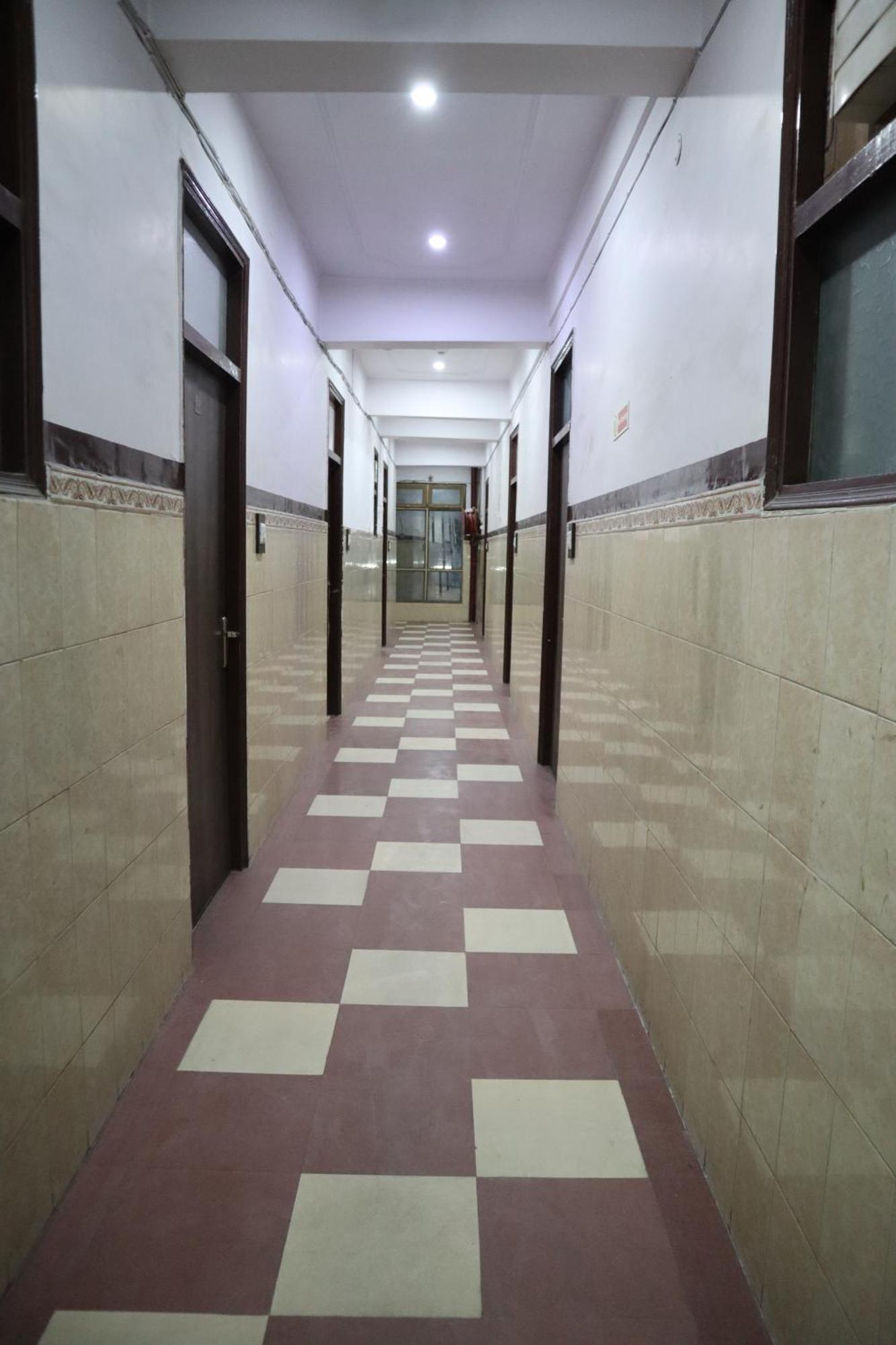 Double Room Private Bathroom